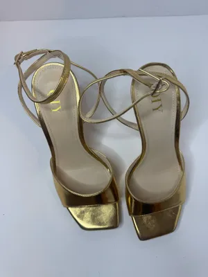 QIY Gold Metallic Stiletto Heels Women's Size 9 thumbnail 2