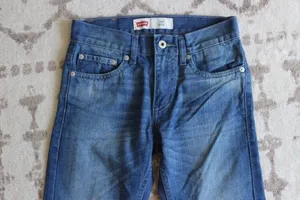 Levi's NWOT Women’s 511 Jeans thumbnail 2