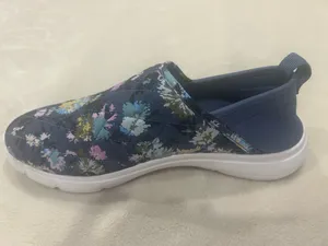 Vera Bradley Quilted Slip-Ons Size 9 thumbnail 5