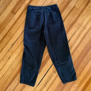 Quince Organic Stretch Cotton Twill Barrel Pants in Black Size 4 thumbnail 4