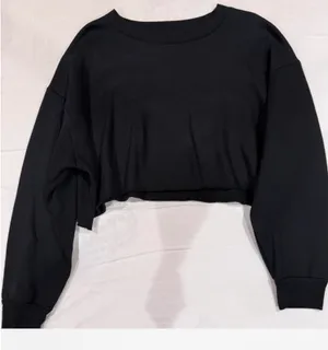 Altar'd State women Black cropped sweatshirt size medium thumbnail 2