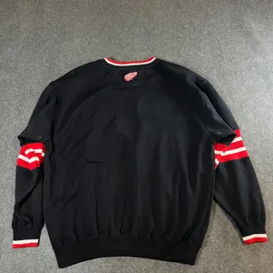 Lee Sport Detroit Red Wings Sweatshirt Black NHL Vintage Embroidered XL thumbnail 2