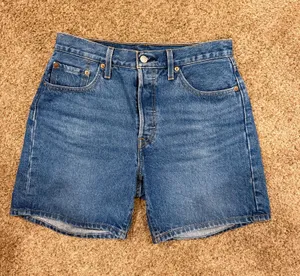 Levi’s 501 Shorts thumbnail 1