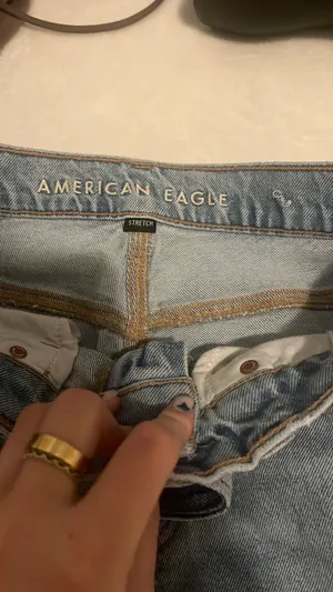 American Eagle Outfitters Reg Jeans thumbnail 5