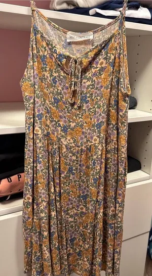 Boutique Self contrast dress thumbnail 1