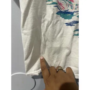 Vintage 90's Hanes Dolphin Seashell Graphic Tee T-Shirt Size Small Tropical W thumbnail 3