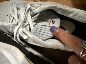 Nike shoes thumbnail 3