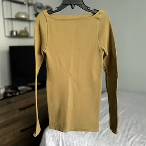 NWOT Caught Your Eye Seamless Top XS/S thumbnail 2
