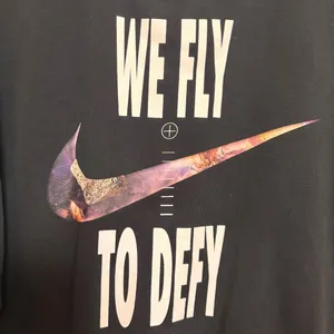 Nike Women’s Sweatshirt Crop Crewneck Fly to Defy‎ Long Sleeve Black Size Small thumbnail 7