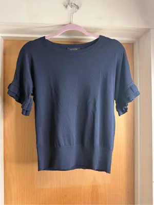 Ann Taylor Navy Ruffle Sleeve Knit Top Women’s Size: Small thumbnail 2