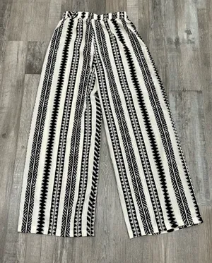 Shein Patterned Wide Leg Pants thumbnail 4
