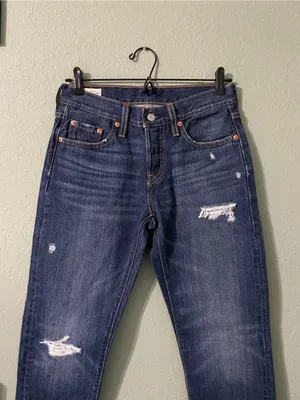 Levi’s 501 Tapered Distressed Jean Size W25 L28 Dark Wash Button Fly thumbnail 5