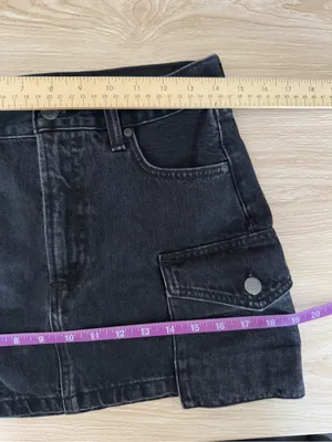 Aritzia Denim Forum 25 90s Mid Rise Cargo Mini Skirt Washed Black Grunge thumbnail 6