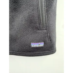 Patagonia Synchilla Fleece Vest Womens Small Black Full Zip‎ Outdoor Layering thumbnail 2