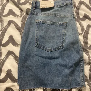 Topshop Blue Denim Skirt thumbnail 2