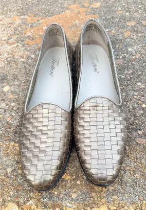 Trotters Womens 8.5‎ Woven Leather Loafers Metallic Pewter Gold Brazil 158-704 thumbnail 1