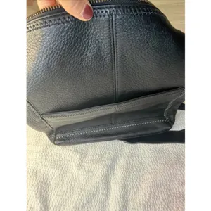 The Sak Iris Crossbody Bag Black Leather Pebbled Adjustable Strap Zippers Lined thumbnail 7
