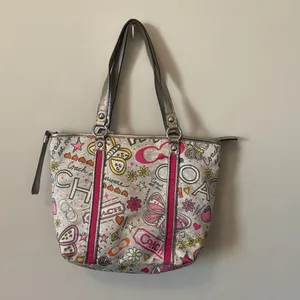 Coach Poppy Butterfly Graffiti Pink Silver Shoulder Bag Y2K Rare #F15712 thumbnail 2