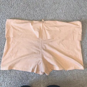 SKIMS Cover Ups Fold Over Shorts NWT thumbnail 9