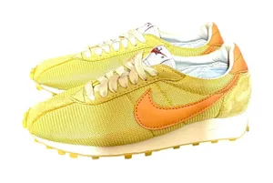 Nike Women’s LD 1000 SP University Gold Safety Orange Sneakers HF3227-701 thumbnail 1