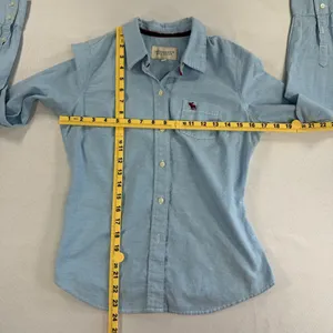 Abercrombie and Fitch - Chambray Button Up Top Women's Size Med Y2K Denim thumbnail 9