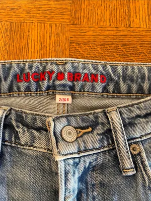 Lucky Brand THE BAGGY jeans size 2 thumbnail 2