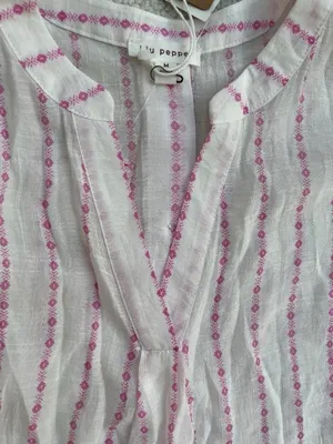 NWT Blu Pepper Women’s -top Floral Pink Size M thumbnail 5