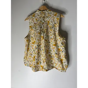J crew XXL Yellow Floral Pintuck Ruffle Neck Cotton sleeveless Blouse BL078 thumbnail 2