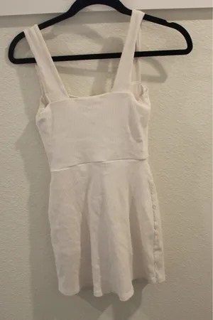 VS Pink White Tennis Skort thumbnail 4