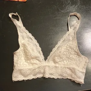 Wacoal Cream Lace Bralette Size 34 thumbnail 1