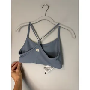 VUORI ALL THE FEELS SPORTS BRA- Catalyst Blue Women's Sz S NEW $64 thumbnail 3