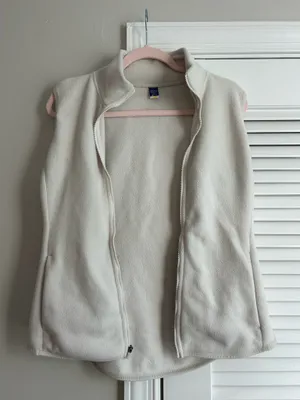 Old navy vest thumbnail 1