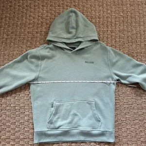 Hollister Hoodie Sweatshirt Pullover Kangaroo Pocket Casual Everyday Men XS thumbnail 5