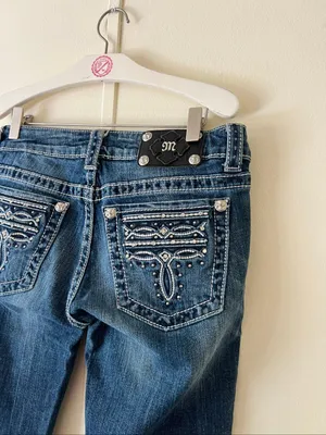 Miss Me Woman’s Jeans Size 28 Bootcut -See Fix By Zipper thumbnail 10