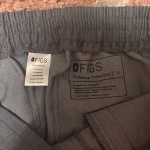 Figs Yola Skinny Scrub Pants Womens Small Nursing Medical Uniform Graphite Gray thumbnail 4
