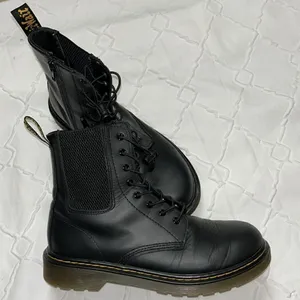 Dr Martens Black Lace Up Combat Boots(Size 5) thumbnail 9
