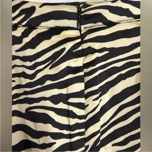 NWT sincerely Jules zebra print‎ skirt M thumbnail 3