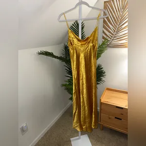 REVOLVE x RESA Berri Slip Dress In Gold‎ XS thumbnail 5