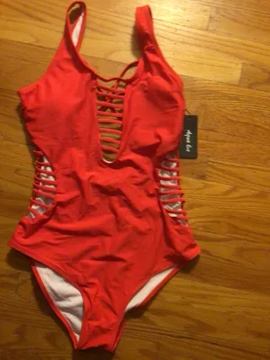 Aqua Eve Sexy One Pieve Cutout Bathing Suit- Red- New With Tags- Sz Med thumbnail 7