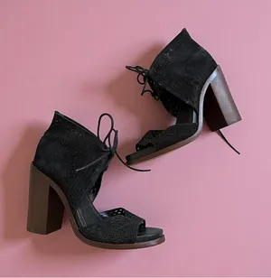 GIANNI BINI Black Laceup Peeptoe Heels Size 7 thumbnail 1