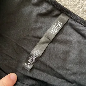 MADE TO BE‎ NOTICED ONE SHOULDER TOP Victoria secret medium thumbnail 2