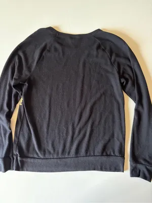 Disney Women’s Black Gold all over print Mickey Mouse crewneck Sweater Size XL thumbnail 5