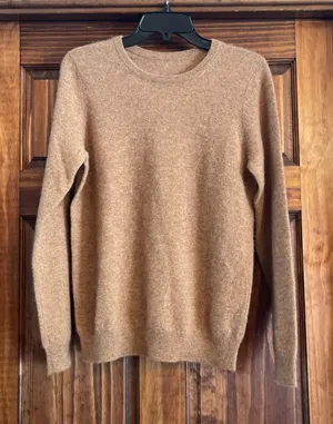 Quince cashmere crewneck sweater medium thumbnail 1