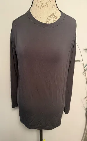 Lululemon Long Sleeve Top Grey Pleated Back‎ Athletic Athleisure Women's thumbnail 1
