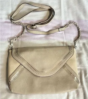 Jessica Simpson Tan/Silver Crossbody Clutch‎ Chain/Strap Purse Tassel Logo thumbnail 1