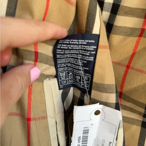 Burberry Vintage Beige Trench Coat size M thumbnail 4