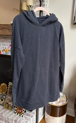 Lululemon Cut Above Hoodie wordmark across the back women's 8 thumbnail 1