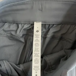 Lululemon Beyond the Studio Crop Joggers Pants Size 4 thumbnail 7