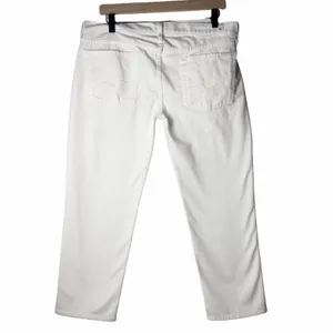 7 For All Mankind White Straight Leg Jeans Women’s Size 32 Stretch Denim thumbnail 2