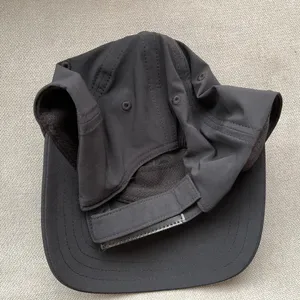 Alo Yoga Performance Off-Duty Cap Black/Black thumbnail 5
